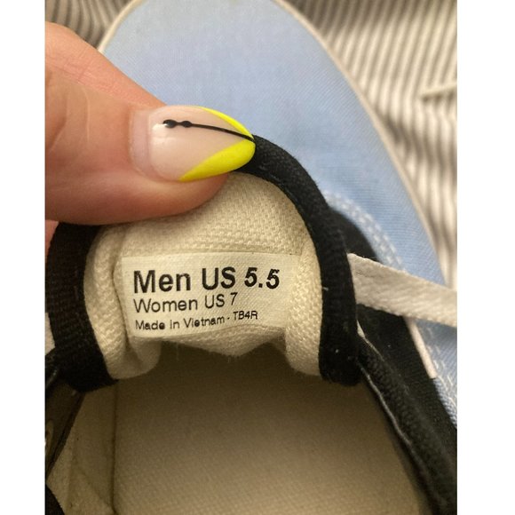 NWT Vans Era Light Blue and Black Two Tone Canvas Sneakers W7/M5.5 - Picture 5 of 6